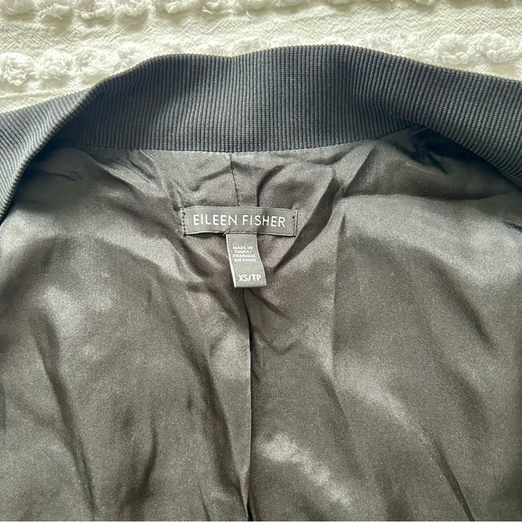 Eileen Fisher Women’s Black 100% Silk Bomber Jacket Size XS - Picture 13 of 17